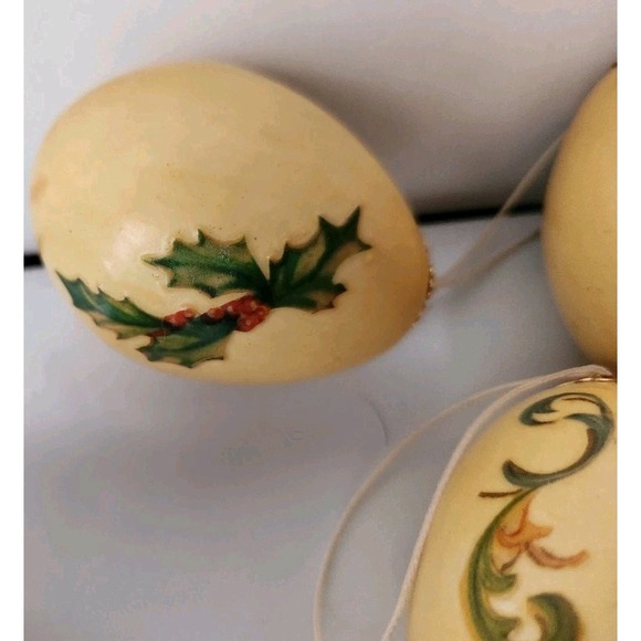 (6) Vtg Christmas Ornament Set REAL BLOWN EGG 1950s Decoupage Holiday Santa Snow - Picture 10 of 16